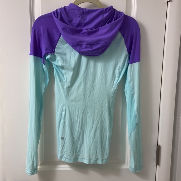 Lululemon athletic pullover - Picture 2 of 5